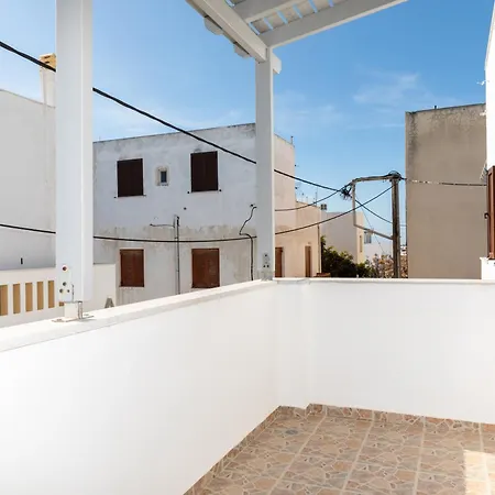 Depis Apartment Naxos City
